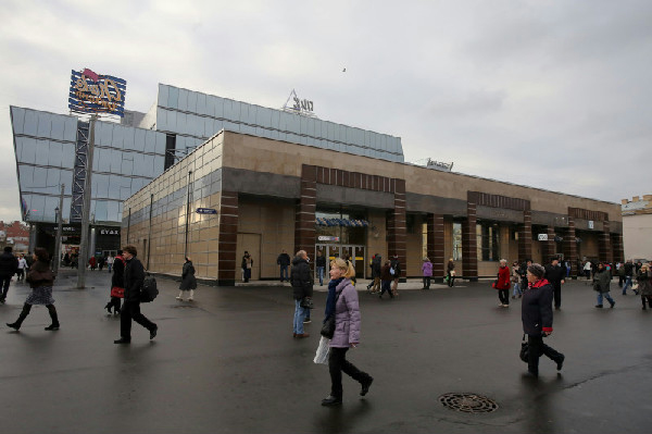Фото на которой изображены проститутки и шлюхи Спасской — www.RusGeisha.org Проститутки рядом с метро Спасская